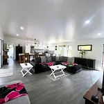 Ake Ake House