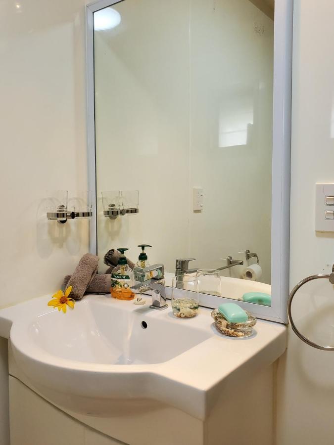 Cook Islands - Muri Lagoon Beachfront Villa Rarotonga