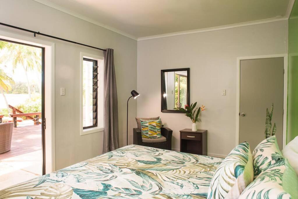 B's House On Muri Lagoon Holiday home *