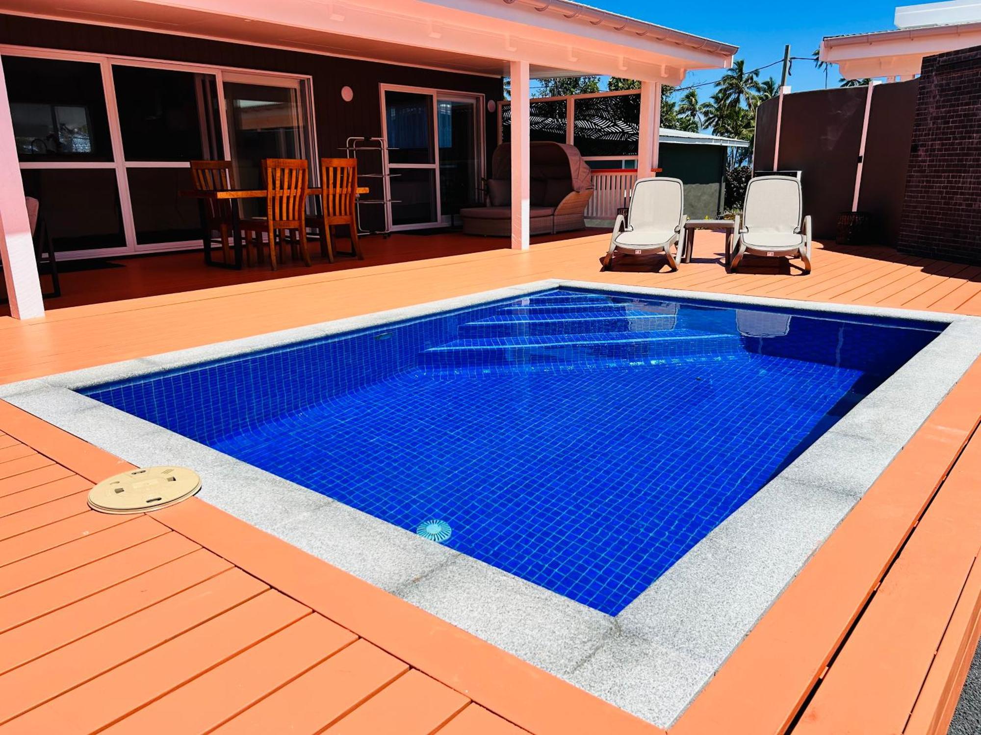 Te-hirimoana Villa *