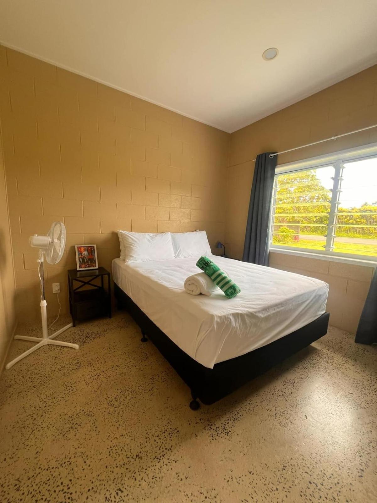 Hibiscus - Sleeps Up To 9, Free Wifi Holiday home Arorangi