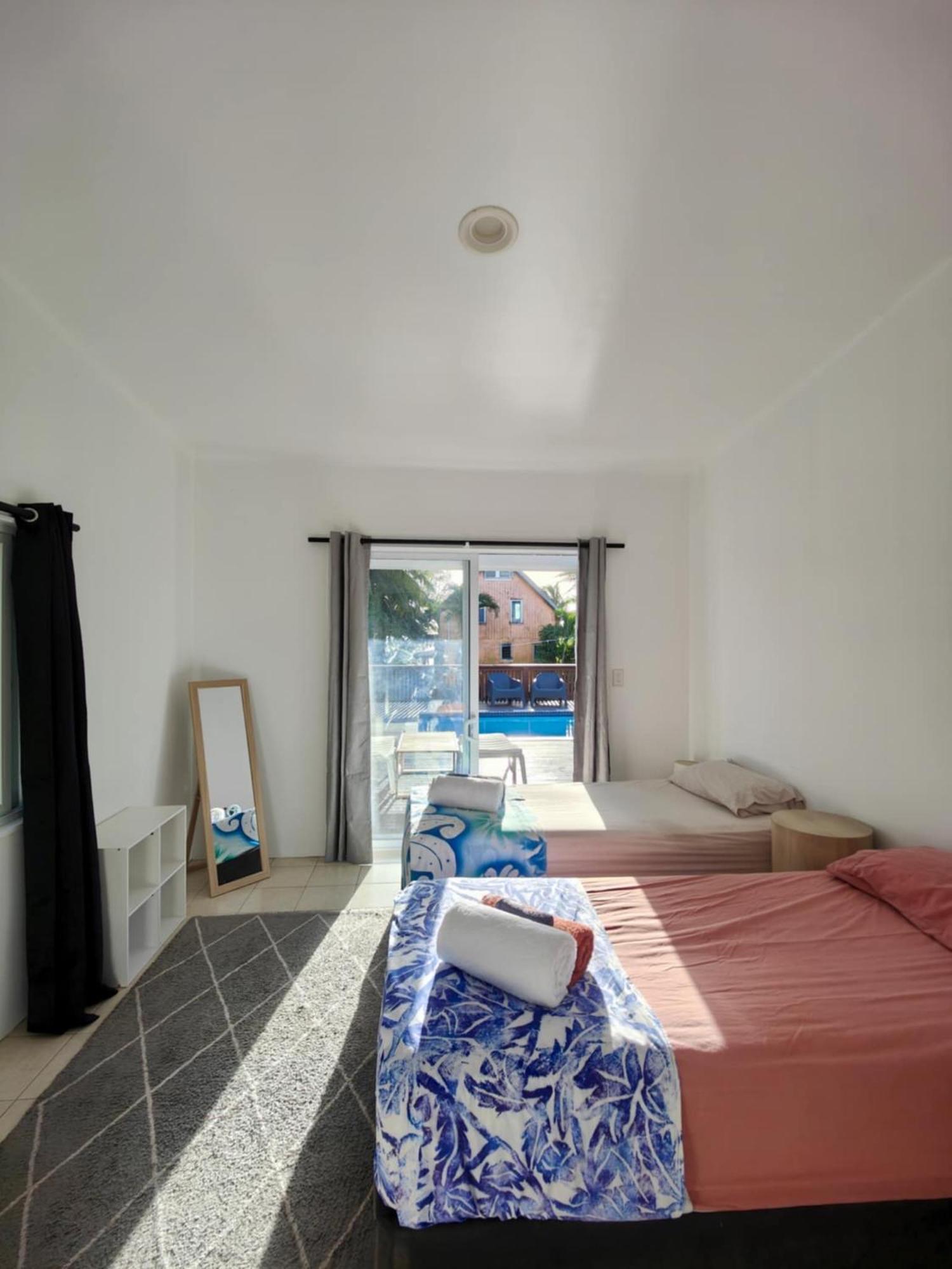 Little Motu Pool House Escape Holiday home *