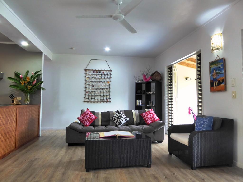 Villa Muri Beachside With Pool *