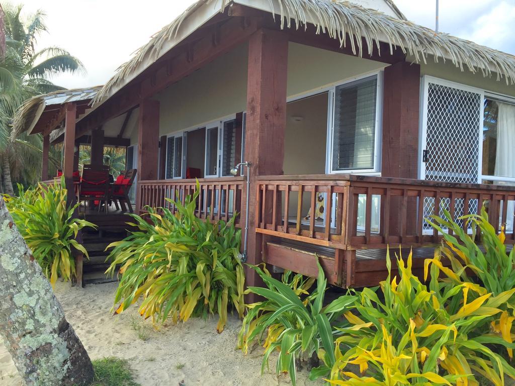Iro's Beach * Rarotonga