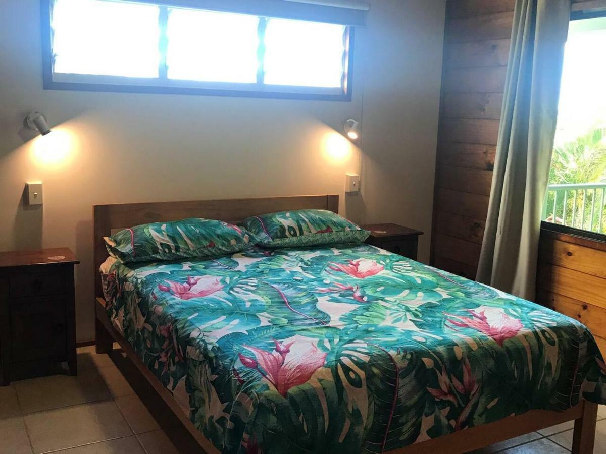 Holiday home Pacific Views, Tranquil Location, Extra Large Home, Navy House 1 Rarotonga