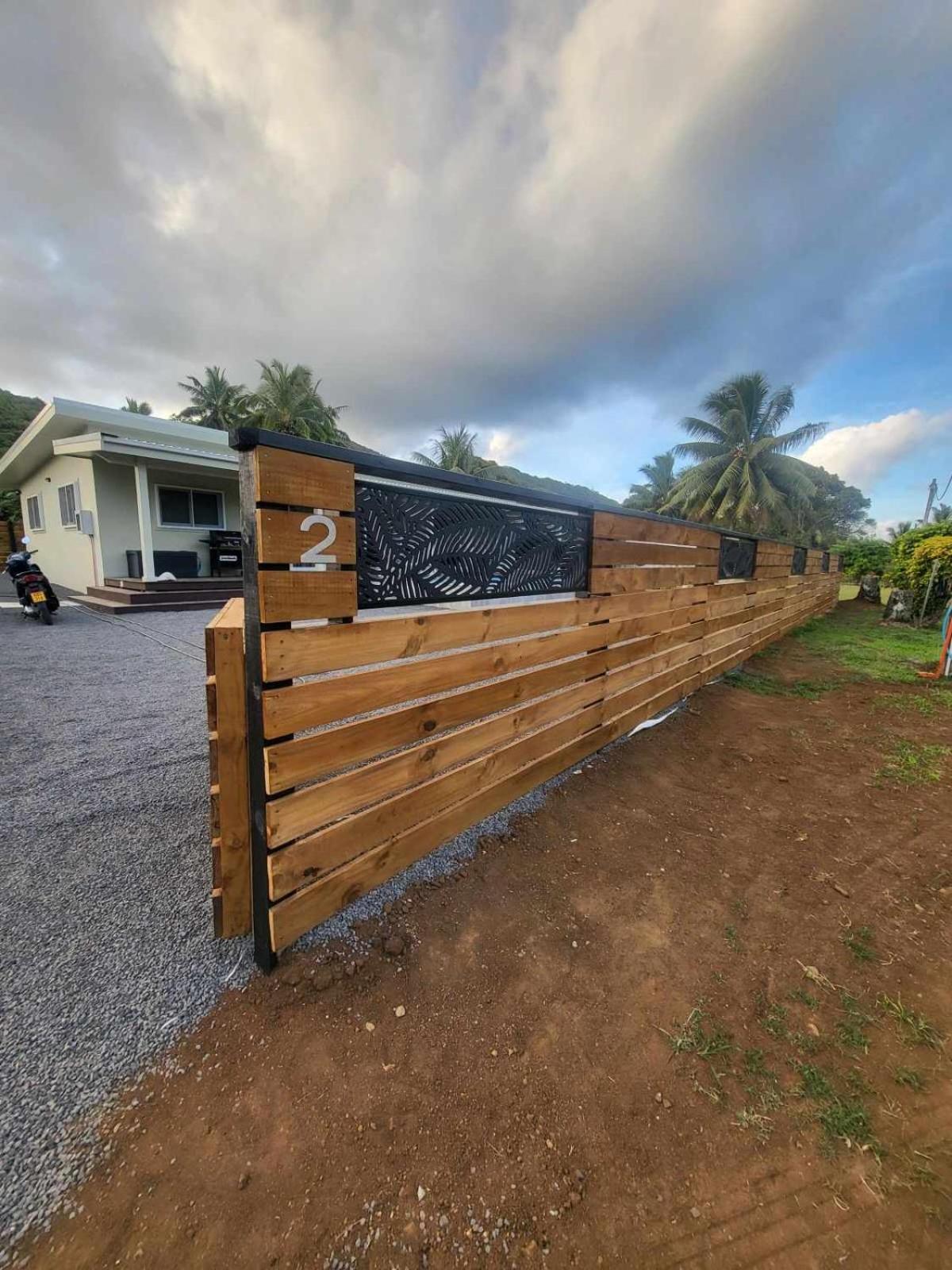 Te Aro In Muri 1 &2 Villa *