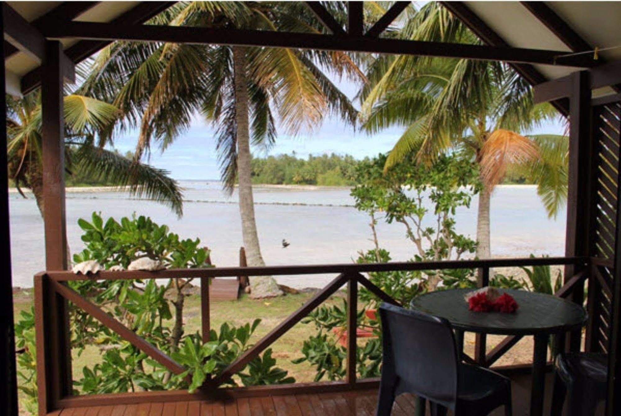 Villa Aroko Bungalows *